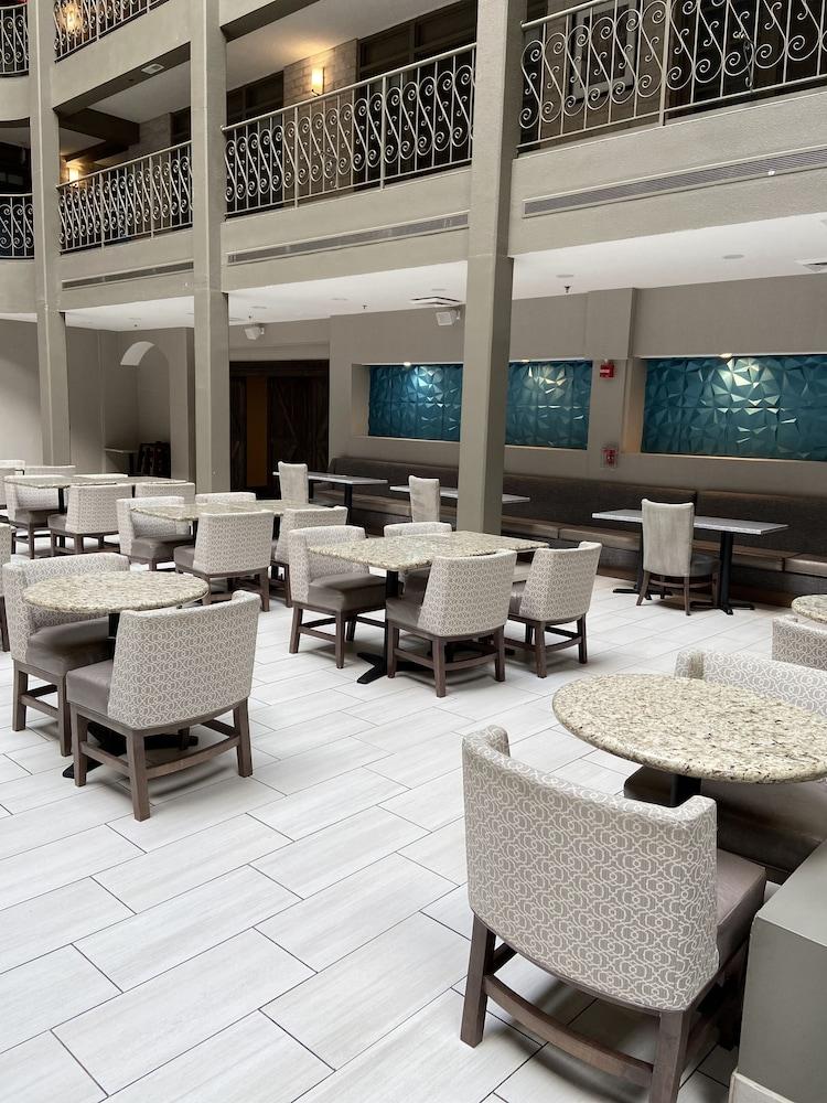 Embassy Suites By Hilton Chicago Schaumburg Woodfield Kültér fotó
