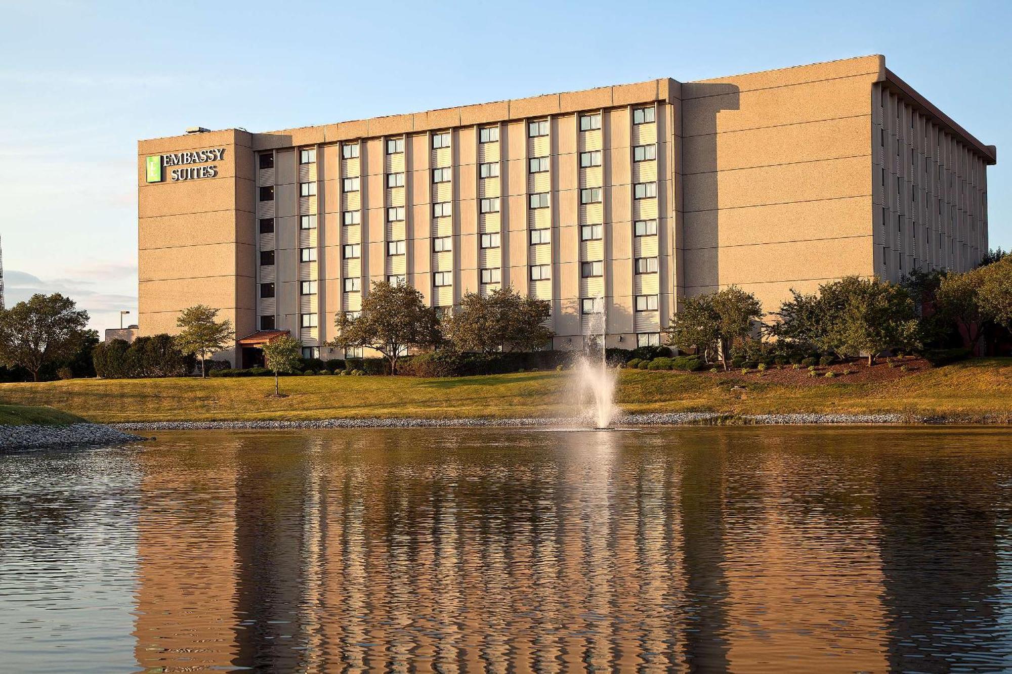 Embassy Suites By Hilton Chicago Schaumburg Woodfield Kültér fotó