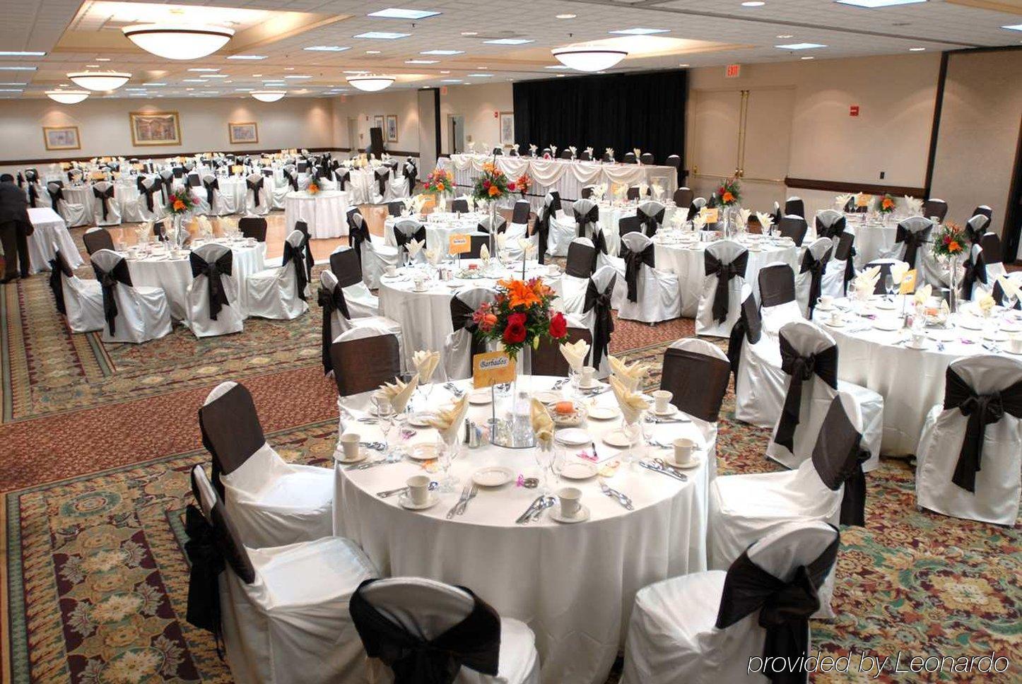 Embassy Suites By Hilton Chicago Schaumburg Woodfield Étterem fotó
