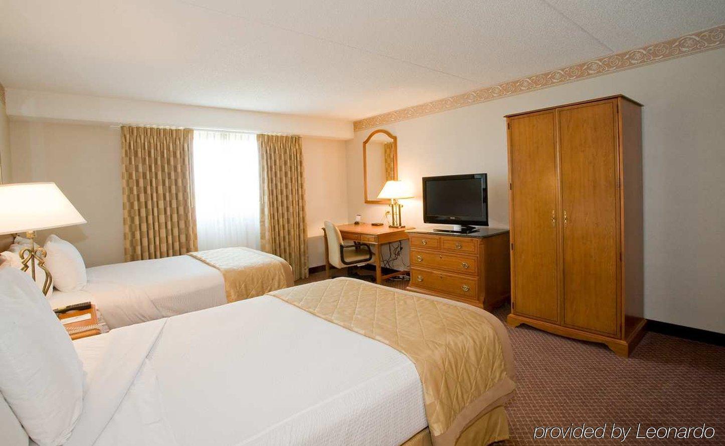 Embassy Suites By Hilton Chicago Schaumburg Woodfield Szoba fotó