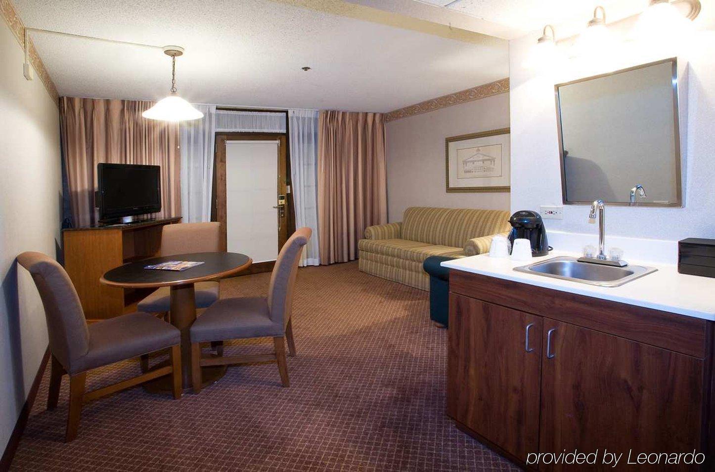 Embassy Suites By Hilton Chicago Schaumburg Woodfield Szoba fotó